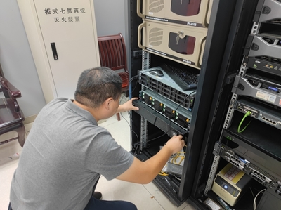 市市場監(jiān)管局開展網(wǎng)絡(luò)與信息系統(tǒng)安全應(yīng)急演練，強(qiáng)化運(yùn)維服務(wù)保障